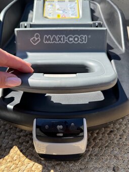 Dětská autosedačka MAXI-COSI včetně základny - 7