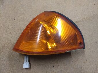 SUZUKI SWIFT 2001 - 7