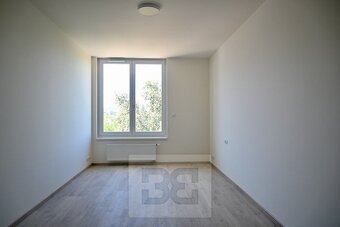 Nadstandardní byt 3+kk v novostavbě v blízkosti centra s gar - 7