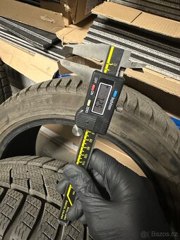 Sada zimních pneu Pirelli Sottozero 3 235/45/R18 98V - 7