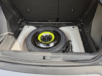 Peugeot 2008 GT 130 ,8 rychlostní automat,24 TKM - 7