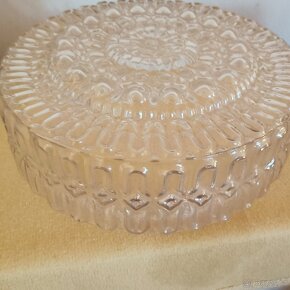 Sklo, porcelán - různé - 7