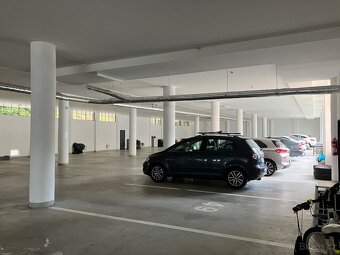 Pronájem bytu 1kk - 46m2 - garážové stání - sklep - 7