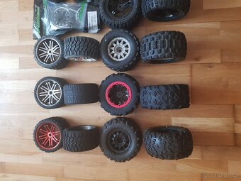 Rc diely TRAXXAS ARRMA SAVAGE - 7