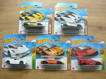 AUTÍČKA HOT WHEELS - 7