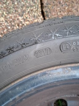 ZIMNÍ SADA+PLECH ŠKODA RAPID/FABIA III.-- 185/60/R15" - 7