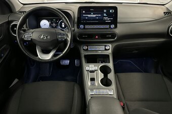 Hyundai Kona MY22 electric 64kWh, 3f/TČ,SoH 100% záruka, DPH - 7
