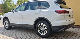 VW Touareg V6 3.0 TDI, 11/2020, 4x4, tažné, původ ČR, +DPH - 7
