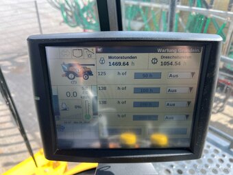 New Holland CR8.90 - 7