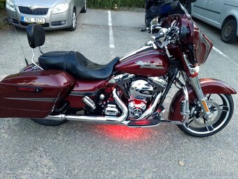 Harley Davidson Street Glide FLHXS Special - 7