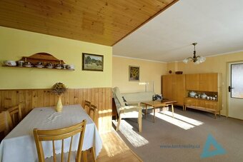 Rodinný dům se stodolou a garáží – Bříšťany u Hořic (okres J - 7