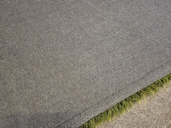 Luxusní zelený koberec - 7