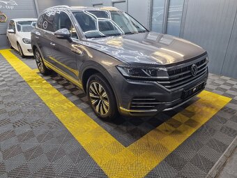 Volkswagen Touareg Plug-In Hybrid - 7