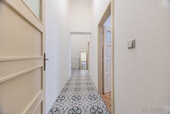 Prodej dvou bytů v jednom – 127 m2 v centru u Karlova mostu, - 7