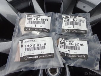 5x114,3 R17 original MAZDA 5 alu kola s TPMS ventilkama - 7