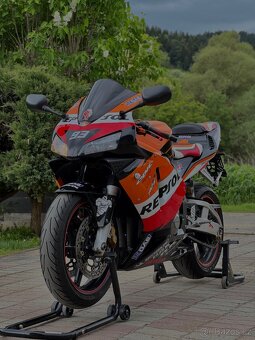 Honda cbr600rr - 7