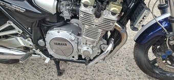 YAMAHA XJR 1300 - 7