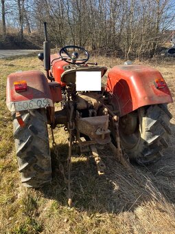 Zetor 2511 původní, odpružená náprava, plná závaží - 7
