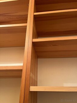 Policový regál/knihovna - 7