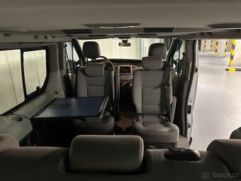 Camper, automat, postel a možností kuchyňky - 7