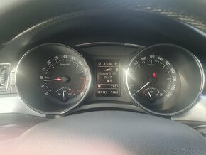 Škoda Superb Combi 2.0TDI DSG - 7