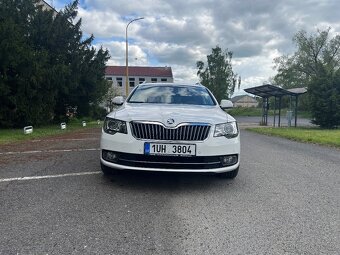 PRODÁM ŠKODU SUPERB II FACELIFT 3.6 FSI - 7