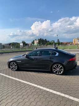 Jaguar XE R-sport - 7