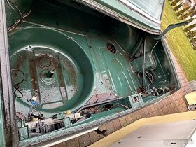 BMW 518 motor M10B18 nahradni dily s celeho vozu - 7