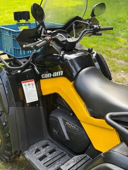 Can-Am Outlander Max 800R XT-P (2011) + originální pásy - 7