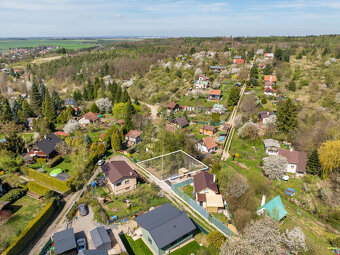 Stavební pozemek s chatou - Psáry - 7