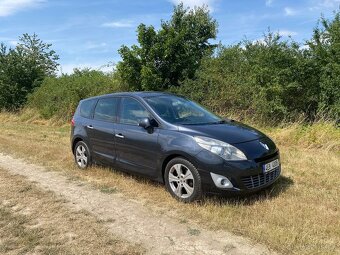 Renault Megane Scenic - 7