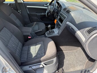 ŠKODA OCTAVIA KOMBI 2012 2.0TDI 103KW AMBIENTE - 7