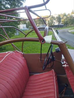 Velorex zahrádka , střešní nosič s rezervou - 7