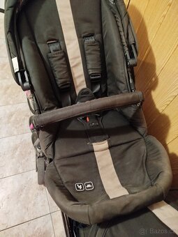 Sourozenecký kočár - 7