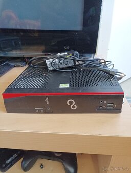 Mini PC. Fujitsu esprimo A525-L - 7