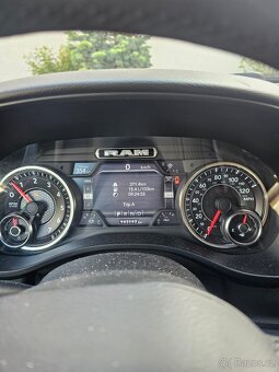 Dodge RAM 1500. 5.7 V8 HEMI - 7