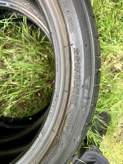 Letni pneu Brigestone 2x 245/35 R18, 2x 225/40 R18
- 7