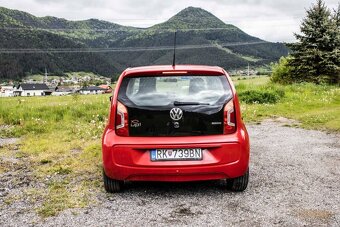 Volkswagen Up 1.0 BMT 75k high up - 7