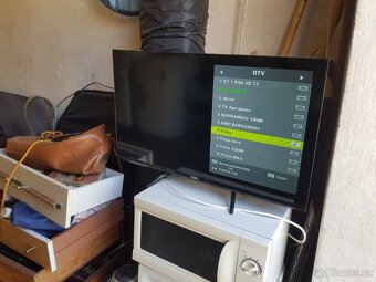 LED TV Vivax 32" - 7