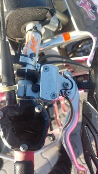 Juniorská závodní čtyřkolka - 7