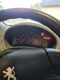 Peugeot 206 1.4 rok 2000 - 7