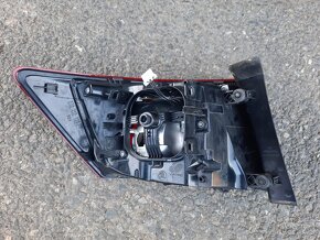 Škoda Karoq zadni pravé světlo - 7