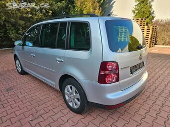 VW Touran 1.9 TDI 77kW, bez koroze,165 t.km,Výhřevy,Serviska - 7