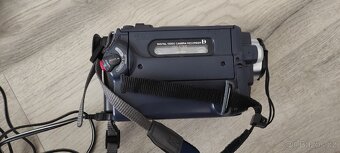 SONY DCR TRV140E a DCR TRV460E - 7