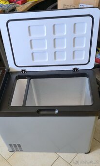 WOLTU Chladicí box s mrazákem 60 l do auta - 7