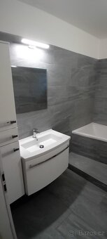 Byt 4kk 85m2 v přízemním dvojdomku (Nová Ves-Praha východ) - 7