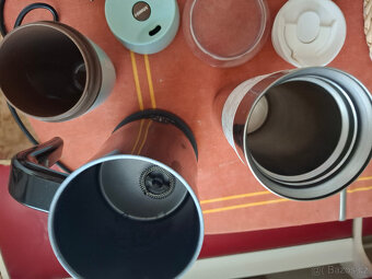 Prodám kávomlýnek,malou rychlovarnou konvici,termohrnky - 7