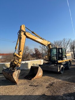 CAT 318 C - 7