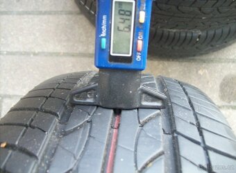 letní pneu Yaris Bridgestone 175.65.15 90% - 7