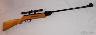 Vzduchovka GAMO s optikou 4x20. - 7